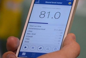 Iphone displaying Sound Meter app.